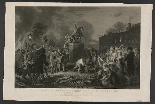 A scene depicting colonists pulling down the statue of George III in New York in July of 1776, engraving by John C. McRae, circa 1875